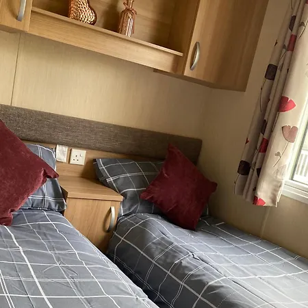 Primrose Valley Park - Pebbles Retreat Holiday home Filey